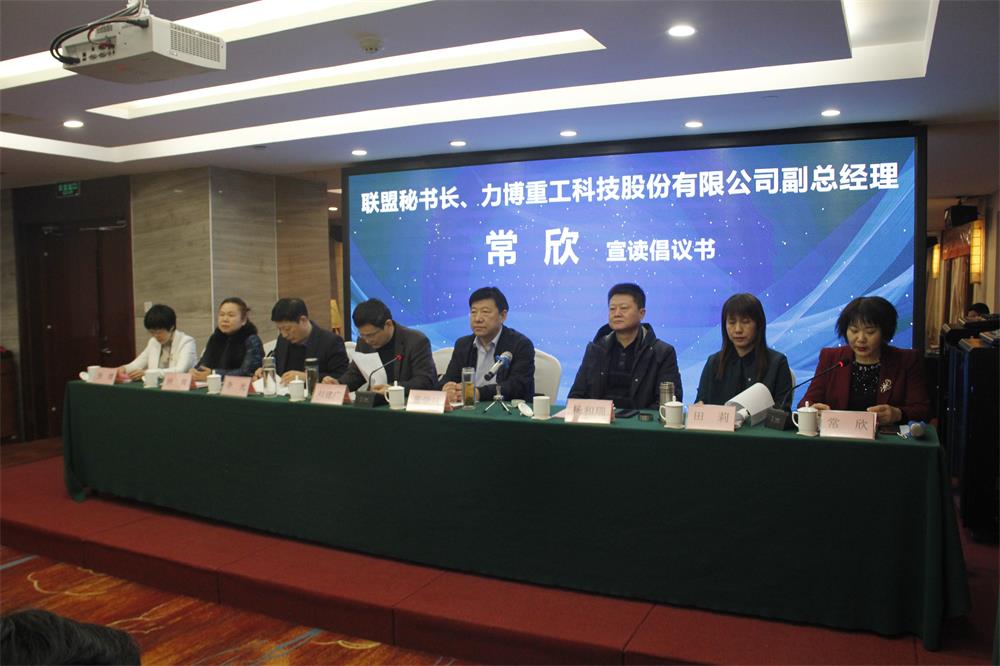 邻居姐姐半夜舔我日韩av