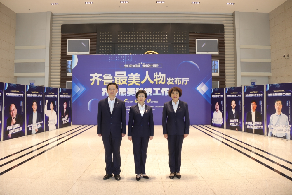 邻居姐姐半夜舔我日韩av