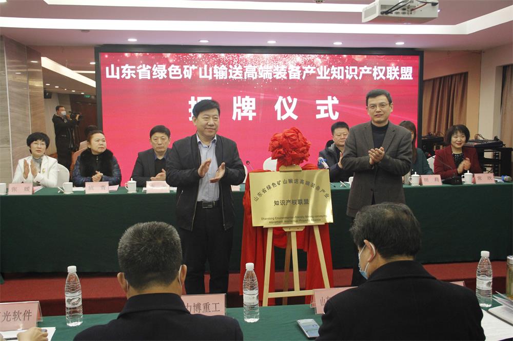 邻居姐姐半夜舔我日韩av