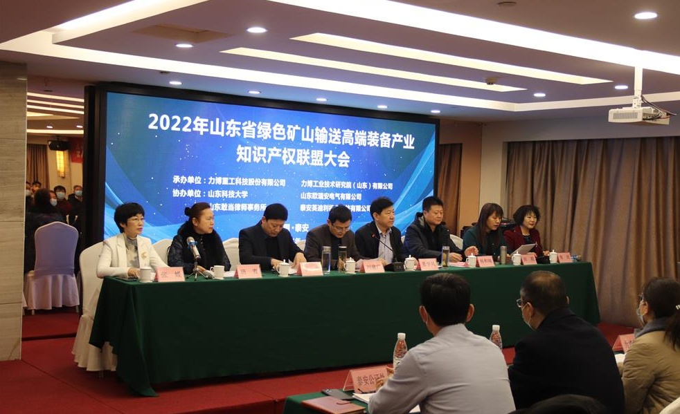 邻居姐姐半夜舔我日韩av