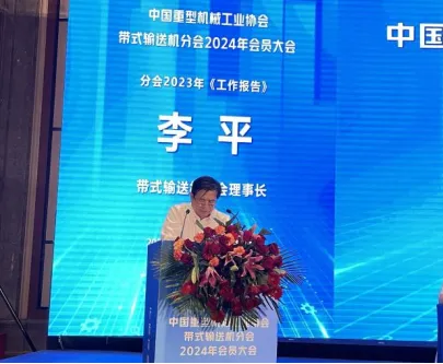 邻居姐姐半夜舔我日韩av