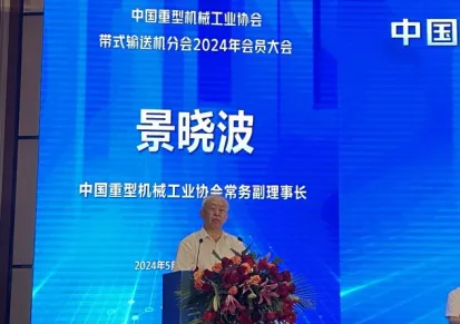 邻居姐姐半夜舔我日韩av