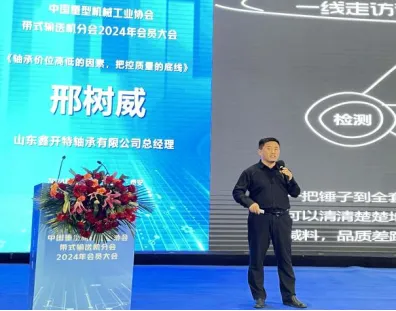 邻居姐姐半夜舔我日韩av